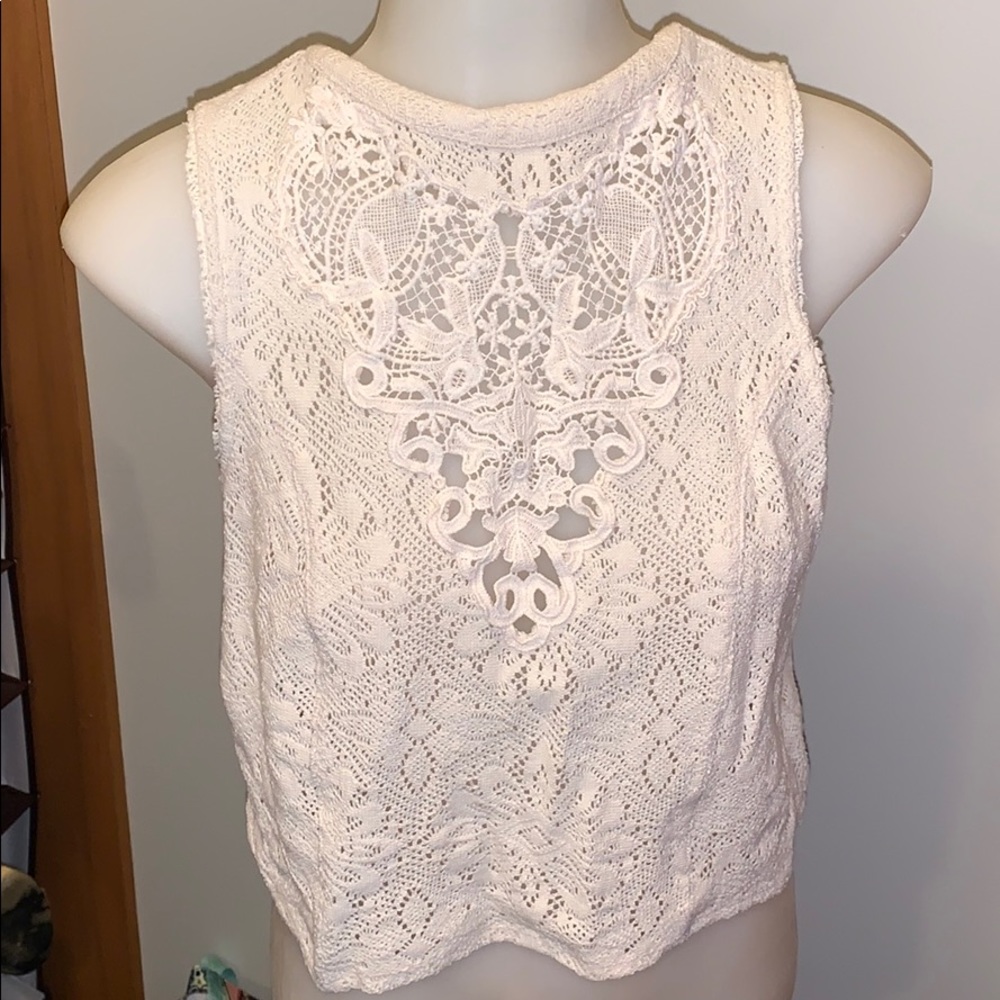 Free People Crop Crochet Sleeveless Top. Size M
